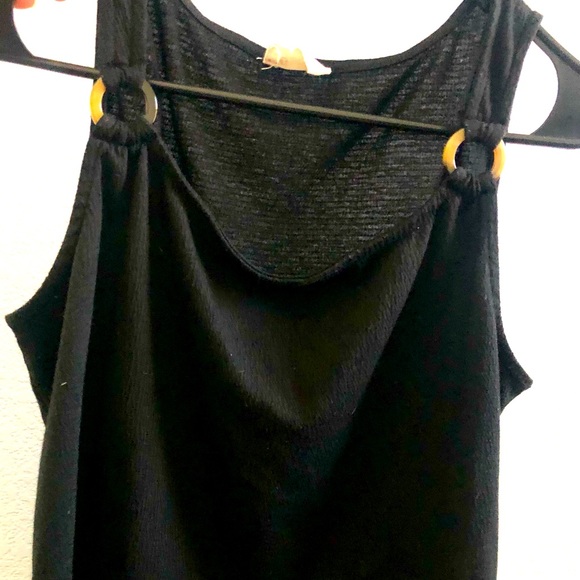 Semi-formal tank top - Picture 2 of 4